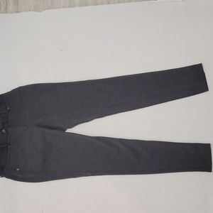 New Yok and Company Skinny Pants/ Soft leggings size 2